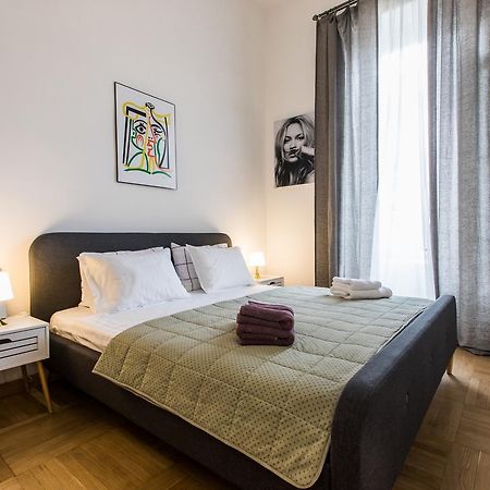 New Apartment On Rustaveli Avenue Tbilisi Bagian luar foto